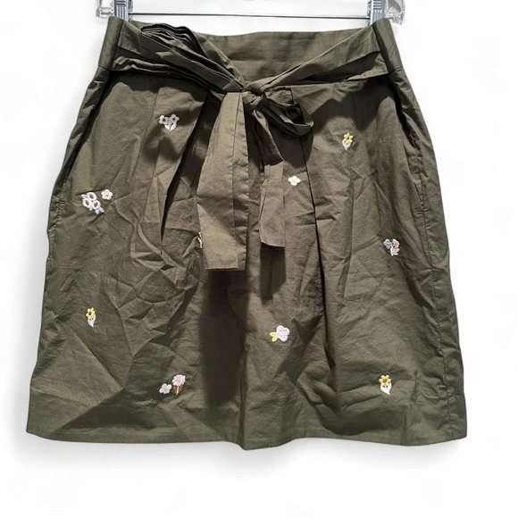 J.Crew Green Floral Paperbag Belted Mini Skirt Sz 8 - Picture 1 of 8